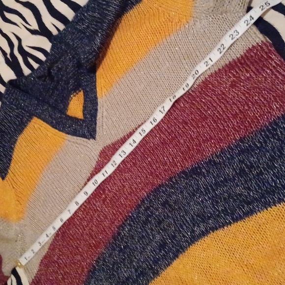 + Striped V-Neck Sweater - Picture 8 of 9